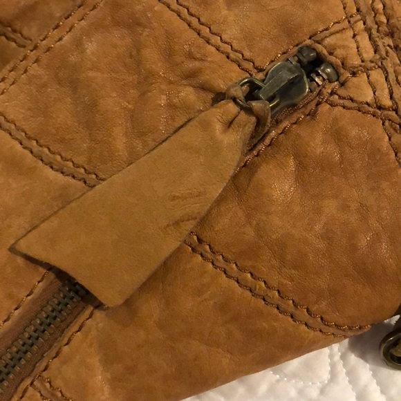 Lucky Brand crossbody leather purse - Picture 7 of 8